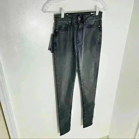 NEW Outland Denim Harriet High Rise Skinny Jeans Washed Black Premium Australian - Picture 6 of 7